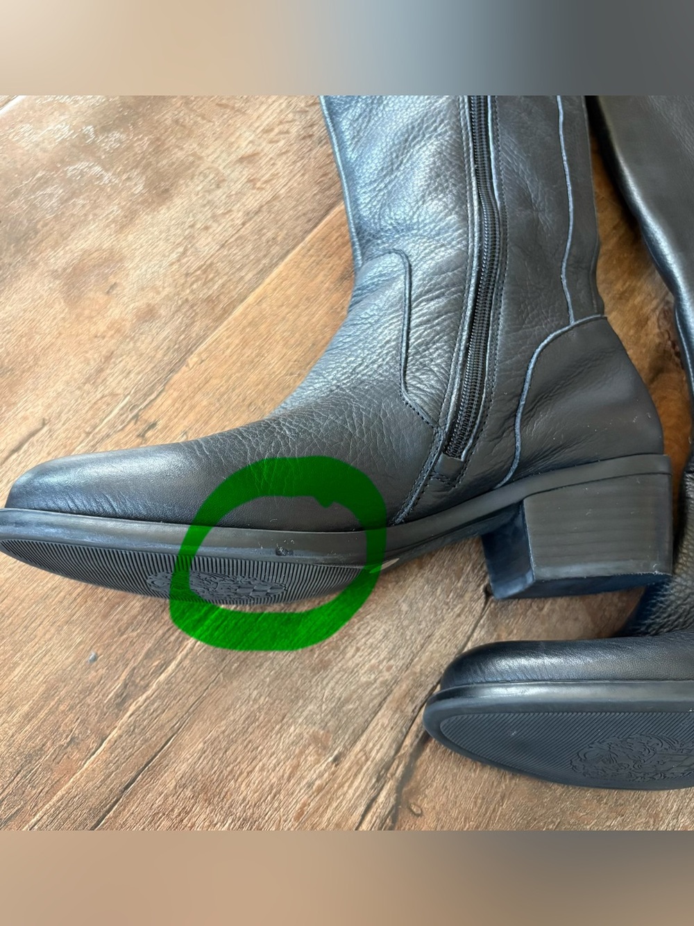 Vince Camuto Women’s 8.5M Black Leather Knee High Riding Boots Side Zip Buckle - Picture 16 of 16